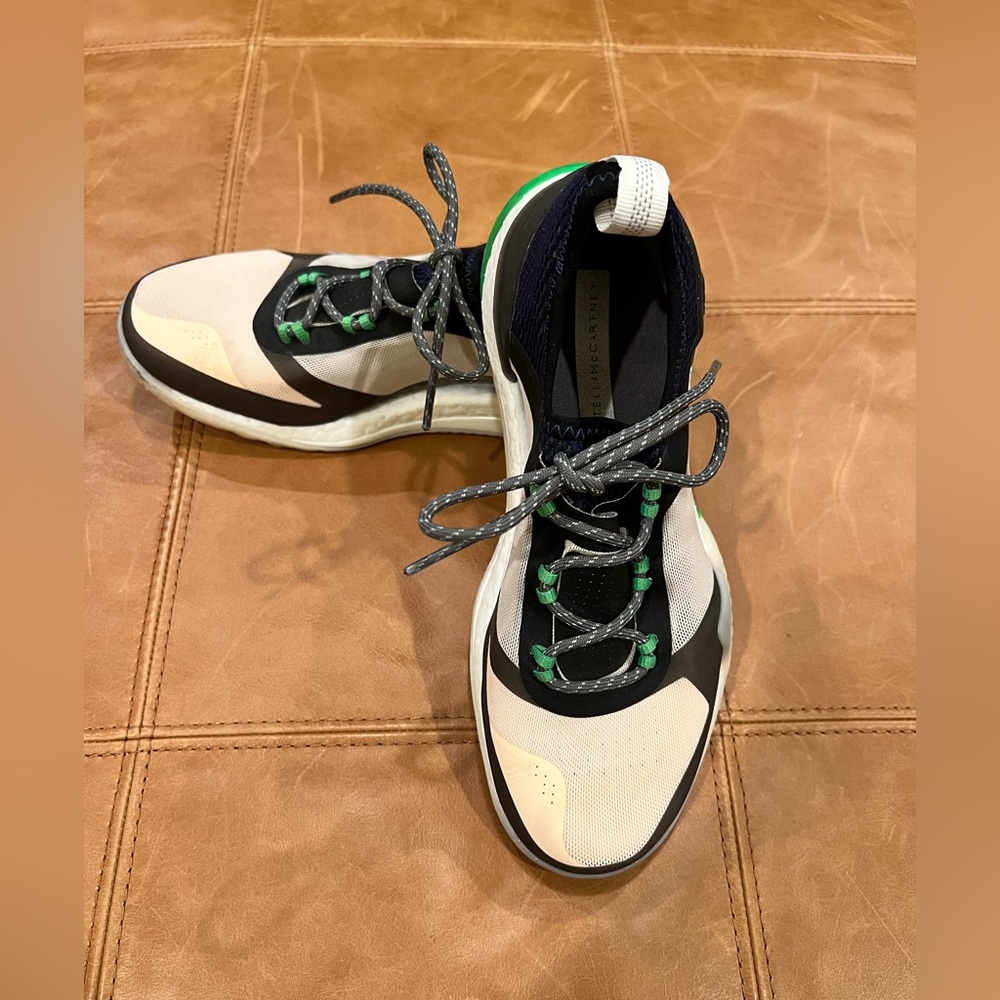 EUC Stella McCartney + Adidas Sneaker Tennis Shoe Sz. 6.5